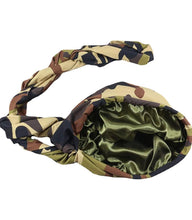 Load image into Gallery viewer, Camo satin lined Turban
